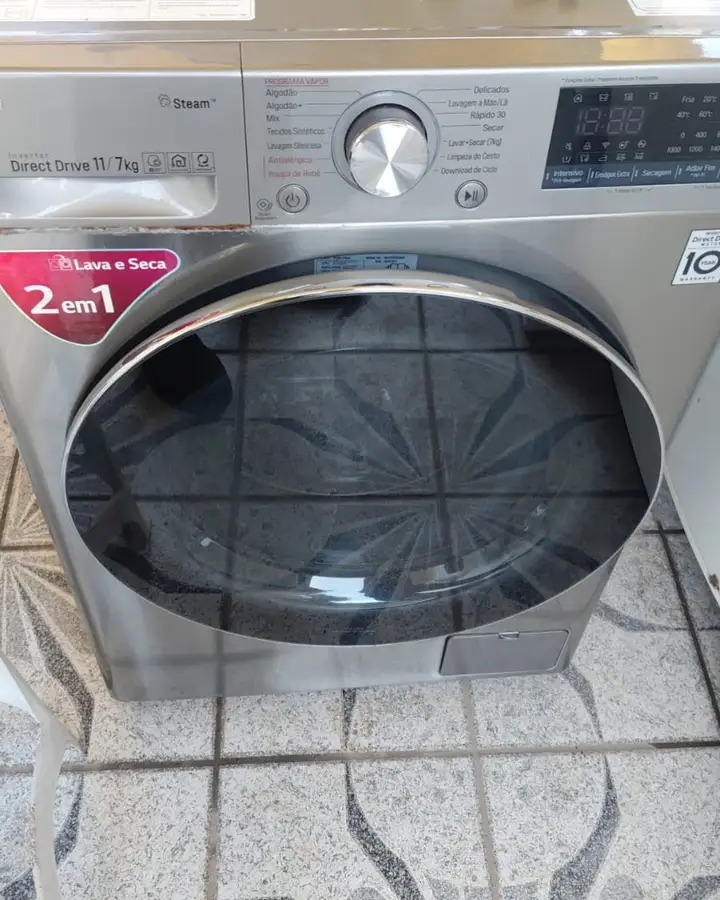 LG 2 em 1 inox, testada antes de entregar.